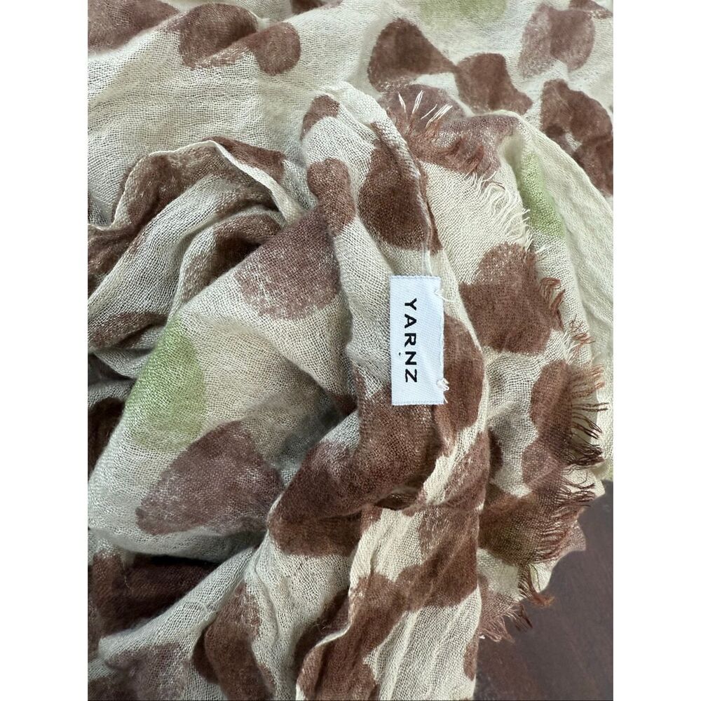 Yarnz 100% Cashmere Oversized Scarf Neutral Hearts - $250 MSRP
